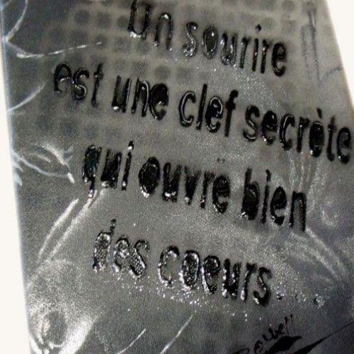 Un sourire est une clef secréte qui ouvre bien des cœurs Citation de B.Powell